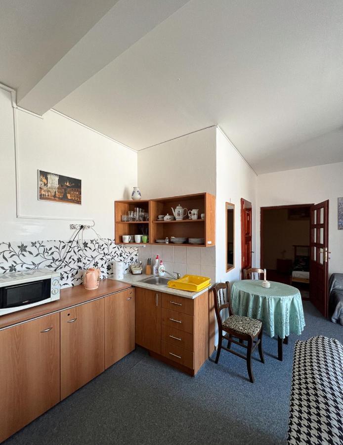2- Izbovy Apartman Kajka V Penzion Trstená Exteriör bild