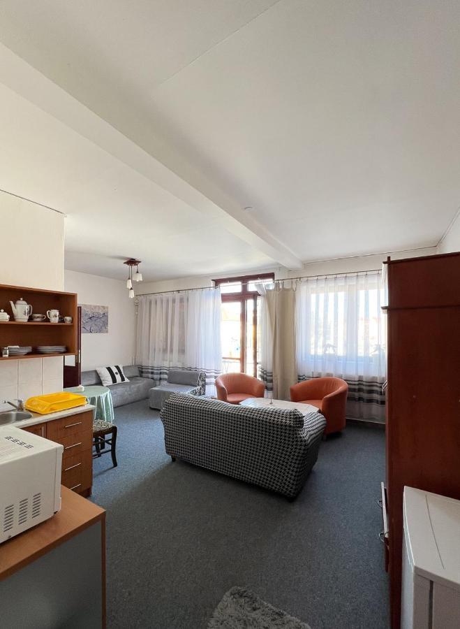 2- Izbovy Apartman Kajka V Penzion Trstená Exteriör bild